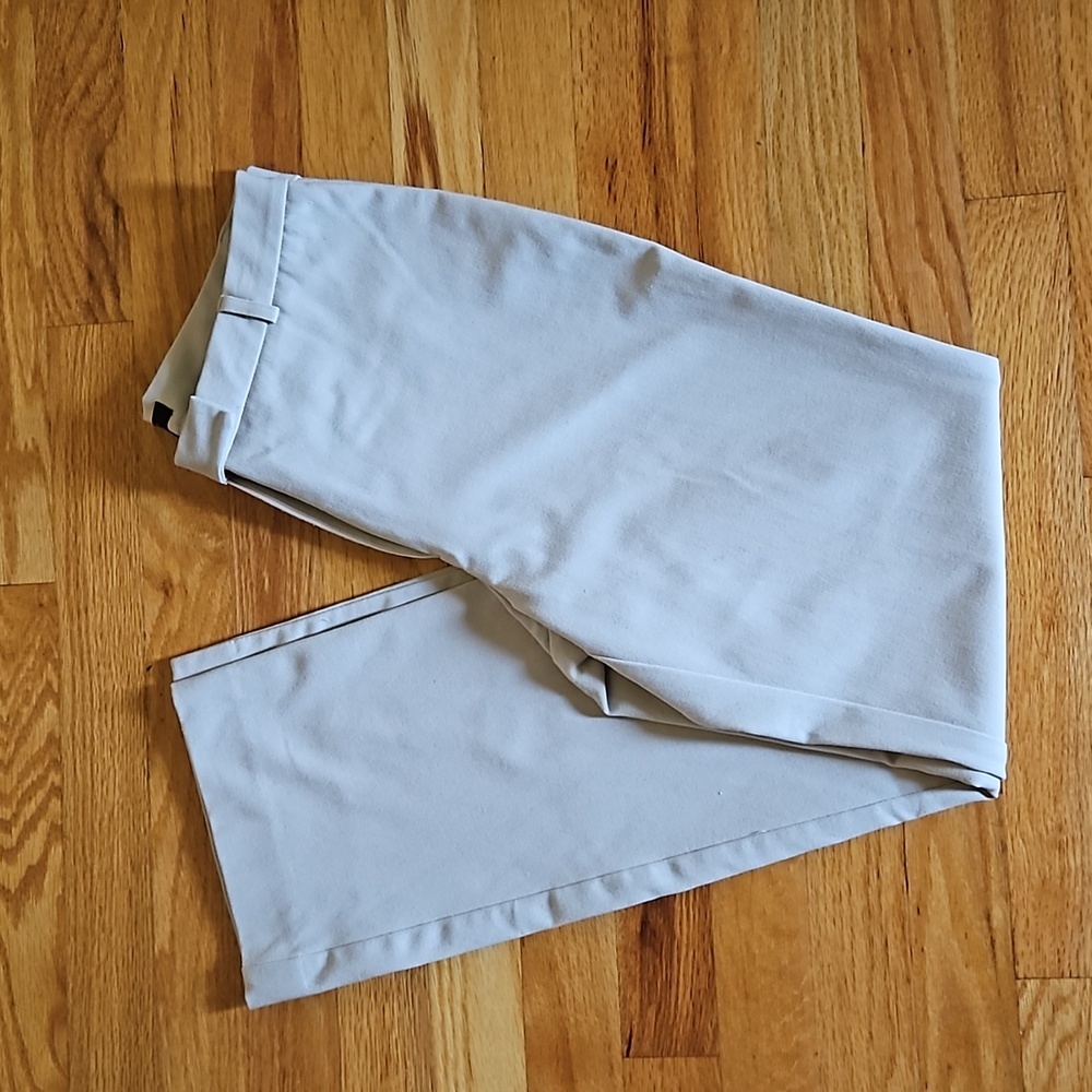 The Limited, stretch material, size 6